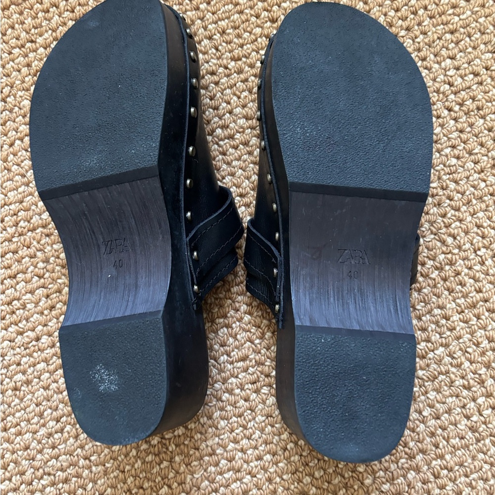 Zara Black Women's Clogs - Picture 5 of 5
